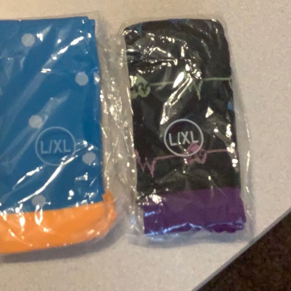 2 pair compression socks